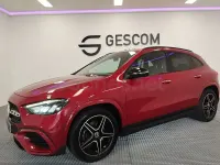Usado Mercedes GLA200 150 CV (110 kW) 2023 Rojo SUV