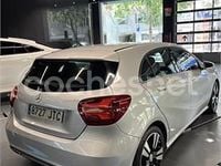 Usado Mercedes A200 Urban 136 CV (100 kW) 2016 Gris / plata Berlina