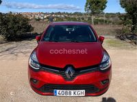 Usado Renault Clio IV Zen 90 CV (66 kW) 2017 Rojo Berlina