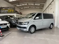Usado VW Caravelle 150 CV (110 kW) 2018 Gris / plata Van