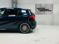 Usado Mercedes A250 218 CV (160 kW) 2017 Azul Berlina