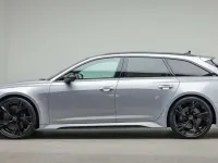 Usado Audi RS6 600 CV (441 kW) 2022 Plateado Familiar