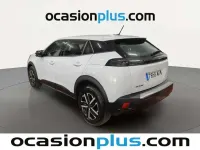Usado Peugeot 2008 Active 102 CV (75 kW) 2024 Blanco SUV