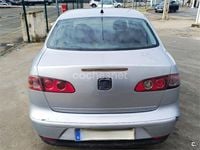 Usado Seat Cordoba Reference 85 CV (62 kW) 2007 Gris / plata Berlina