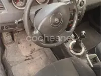 Usado Renault Mégane II Dynamique 80 CV (58 kW) 2003 Verde Berlina