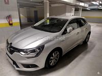 Usado Renault Mégane IV Zen 130 CV (95 kW) 2017 Gris / plata Berlina