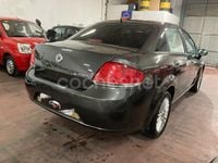 Usado Fiat Linea Active 77 CV (56 kW) 2012 Verde Berlina