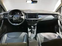 Usado Skoda Kamiq Essence 95 CV (69 kW) 2024 Blanco SUV