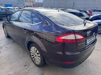 Usado Ford Mondeo Ghia 140 CV (102 kW) 2008 Negro Berlina