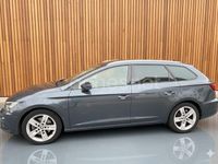 Usado Seat Leon FR 150 CV (110 kW) 2020 Gris / plata Familiar