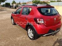 Usado Dacia Sandero Stepway 90 CV (66 kW) 2013 Granate Berlina
