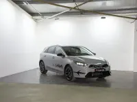 Usado Kia Ceed Style 120 CV (88 kW) 2023 Gris Utilitario