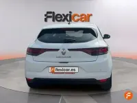 Usado Renault Mégane II Intens 140 CV (102 kW) 2022 Blanco Berlina