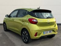 Usado Hyundai i10 67 CV (49 kW) 2024 Verde Utilitario