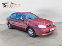 Usado Chevrolet Lanos SE 86 CV (63 kW) 1998 Granate Berlina