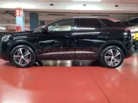 Usado Peugeot 3008 Active 120 CV (88 kW) 2018 Negro SUV