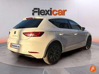 Usado Seat Leon ST Style 131 CV (96 kW) 2019 Blanco Familiar
