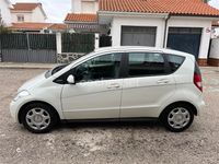 Usado Mercedes A160 82 CV (60 kW) 2012 Blanco Monovolumen