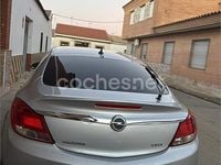 Usado Opel Insignia Selective 130 CV (95 kW) 2012 Gris / plata Berlina