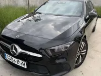 Usado Mercedes A180 109 CV (80 kW) 2020 Negro Utilitario