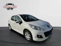 Begagnad Peugeot 207 68 HK (50 kW) 2013 Vit Sedan