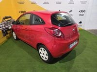Usado Ford Ka Trend 69 CV (50 kW) 2015 Rojo Berlina