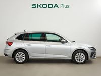 Usado Skoda Scala Selection 116 CV (85 kW) 2025 Gris plata Utilitario