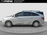 Usado Ssangyong (KGM) Rodius Limited 165 CV (121 kW) 2013 Gris / plata Monovolumen