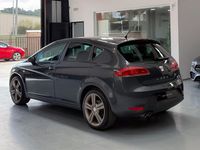 Usado Seat Leon FR 170 CV (125 kW) 2008 Gris Utilitario