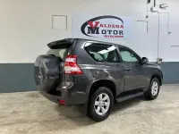 Usado Toyota Land Cruiser 177 CV (130 kW) 2017 Gris / plata SUV