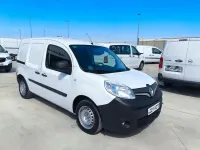 Usado Renault Kangoo 95 CV (69 kW) 2021 Blanco Monovolumen