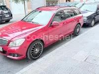 Usado Mercedes C180 Avantgarde 120 CV (88 kW) 2012 Rojo Familiar