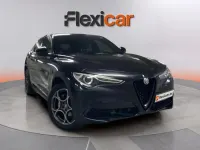 Usado Alfa Romeo Stelvio Sprint 200 CV (147 kW) 2022 Negro SUV