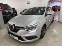 Usado Renault Mégane IV Life 100 HP (73 kW) 2017 Cinzento Sedan