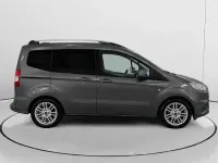 Usado Ford Tourneo Courier Titanium 100 CV (73 kW) 2018 Gris Monovolumen