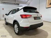 Usado Seat Arona Style 95 CV (69 kW) 2019 Blanco SUV