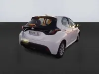 Usado Toyota Yaris Business Edition 116 CV (85 kW) 2022 Blanco Utilitario