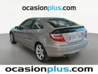 Usado Mercedes 200 Sport Edition 122 CV (89 kW) 2008 Gris Coupe