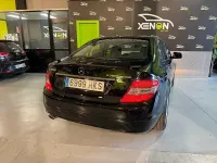 Usado Mercedes C200 Classic 184 CV (135 kW) 2008 Negro Berlina