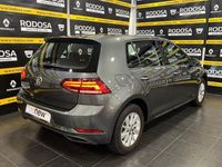 Usado VW Golf VII 110 CV (80 kW) 2018 Gris Familiar