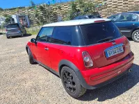 Usado Mini Cooper 115 CV (84 kW) 2004 Rojo blanco negro Utilitario