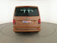 Usado VW Multivan 150 CV (110 kW) 2019 Dorado Monovolumen