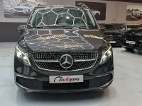 Usado Mercedes V300 Avantgarde 239 CV (175 kW) 2023 Gris / plata Monovolumen