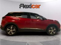 Begagnad Peugeot 3008 Allure 131 HK (96 kW) 2023 Röd Minibuss