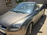 Usado Ford Focus Cabriolet Titanium 136 CV (100 kW) 2007 Beige Descapotable