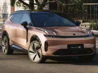 Usado Lynk & Co 08 347 CV (255 kW) 2025 SUV