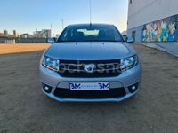 Usado Dacia Logan Ambiance 75 CV (55 kW) 2013 Gris / plata Berlina