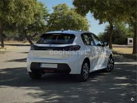Usado Peugeot 208 Active 100 CV (73 kW) 2023 Blanco Utilitario