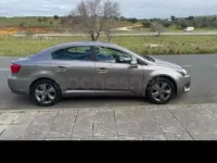 Usado Toyota Avensis Executive 124 CV (91 kW) 2015 Gris / plata Berlina