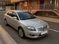 Usado Toyota Avensis Active 126 CV (92 kW) 2008 Beige Berlina